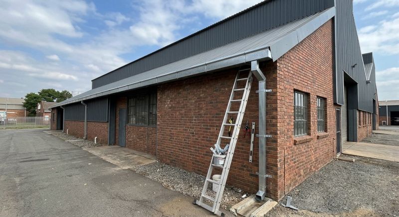 Industrial Gutter Replacement in Roseville, CA