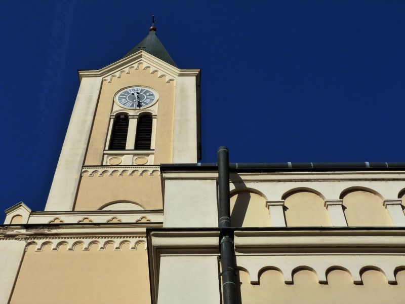 Church Gutter Repair in San Francisco, CA